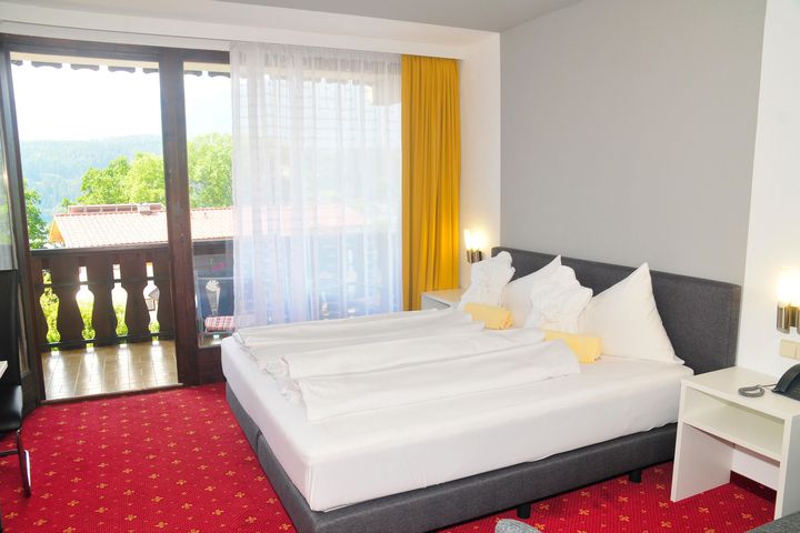 Hotel Bellevue preiswert / Millstätter See Buchung