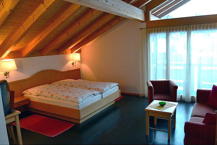 Hotel Blümlisalp billig / Kandersteg Schweiz verfügbar