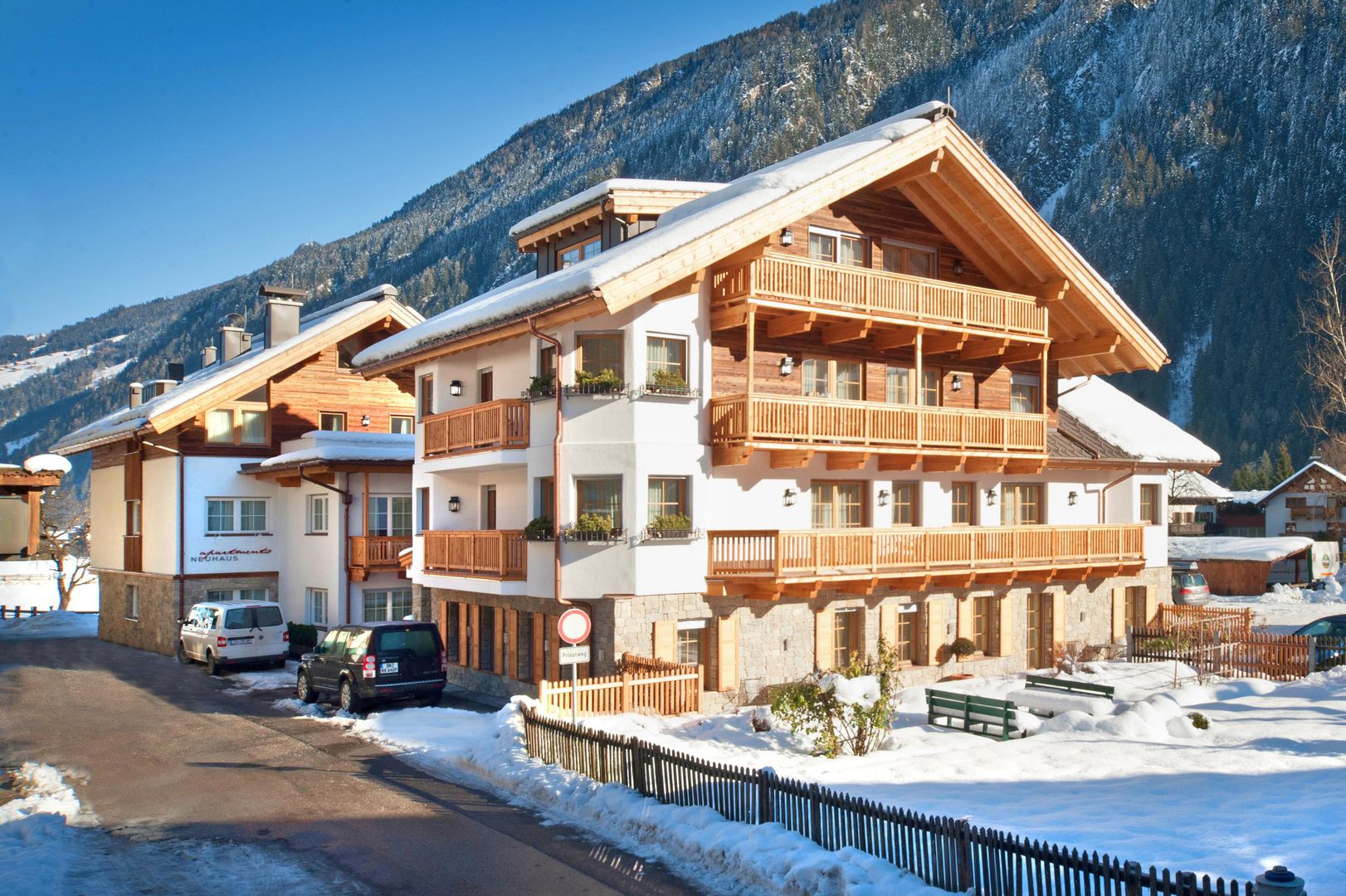 Hotel Appartements Neuhaus in Mayrhofen (Zillertal) günstig buchen / Österreich Hotel Appartements Neuhaus in Mayrhofen (Zillertal), Hotel Appartements Neuhaus / Österreich