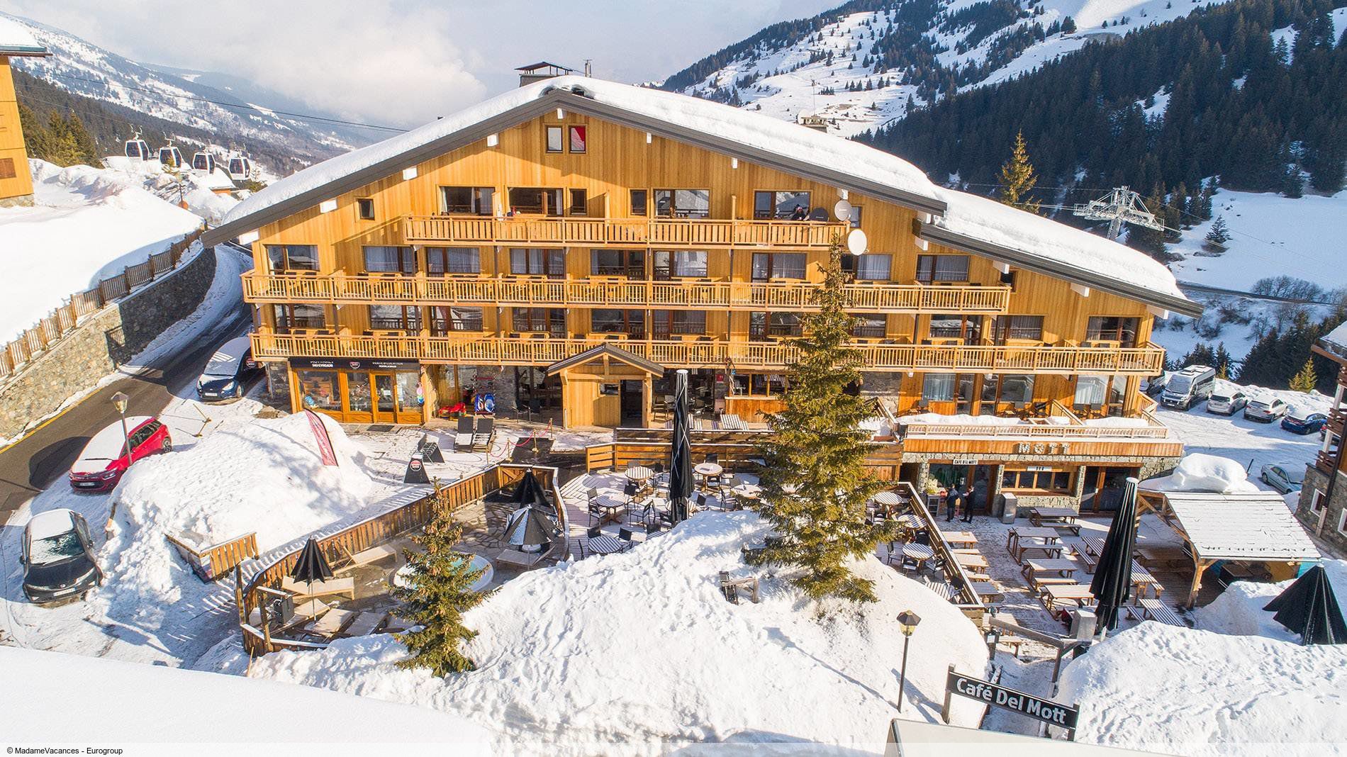 Hôtel Le Mottaret - Unterkunft in La-Tania-Meribel-Les-Trois-Vallees
