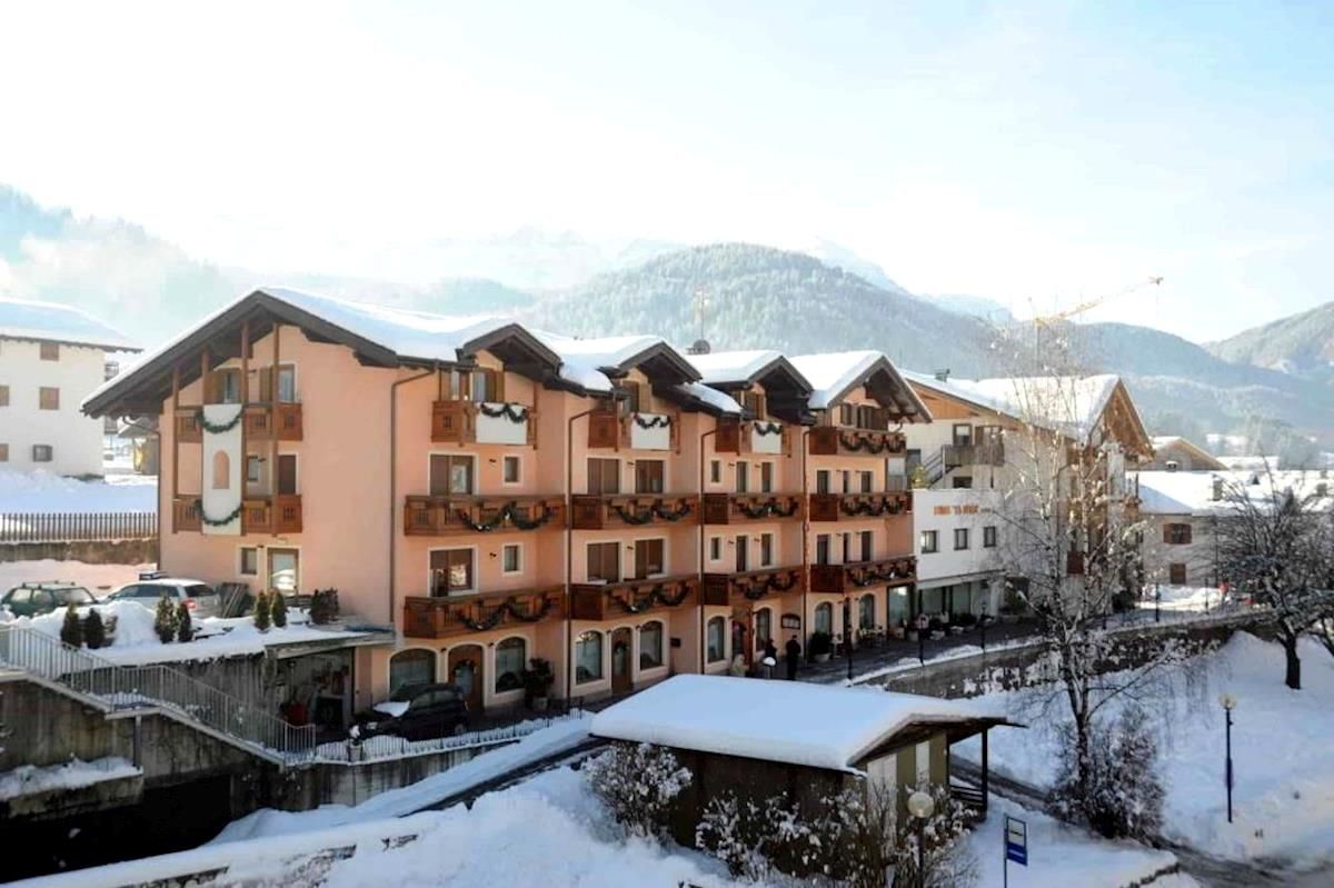 Family Hotel La Perla in San Martino di Castrozza günstig buchen / Italien Family Hotel La Perla in San Martino di Castrozza, Family Hotel La Perla / Italien