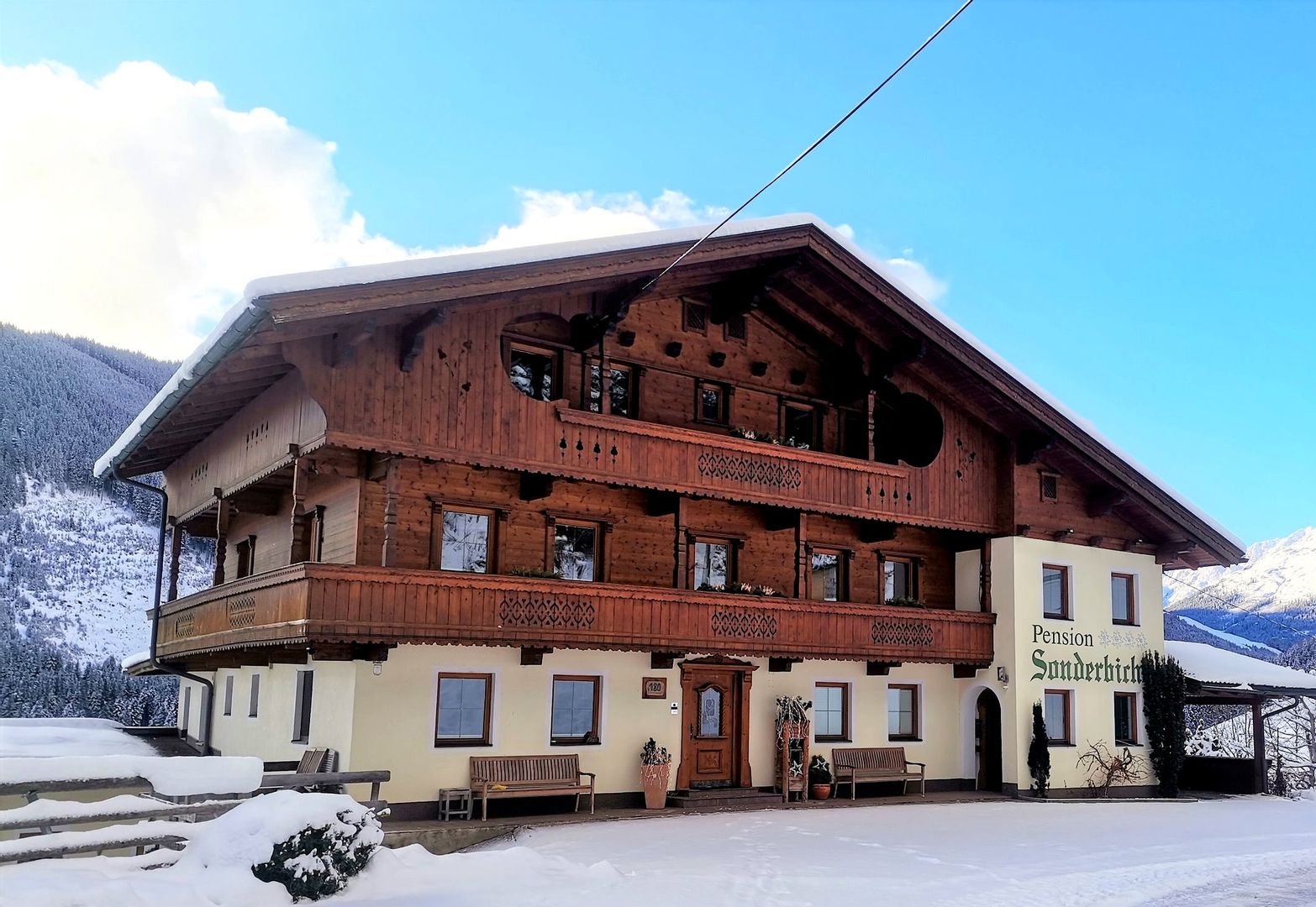 Apart Garni Sonderbichlhof in Fügen (Zillertal), Apart Garni Sonderbichlhof / Österreich