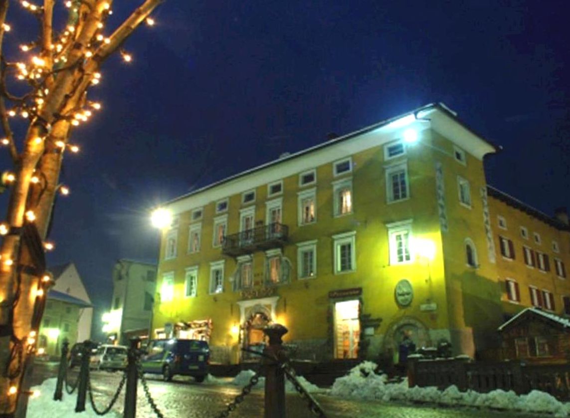 Romantic Hotel Excelsior in Cavalese (Fleimstal) günstig buchen / Italien Romantic Hotel Excelsior in Cavalese (Fleimstal), Romantic Hotel Excelsior / Italien