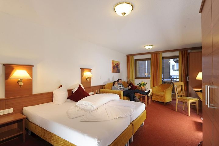 Hotel Garni Alpenjuwel preiswert / Serfaus-Fiss-Ladis Buchung