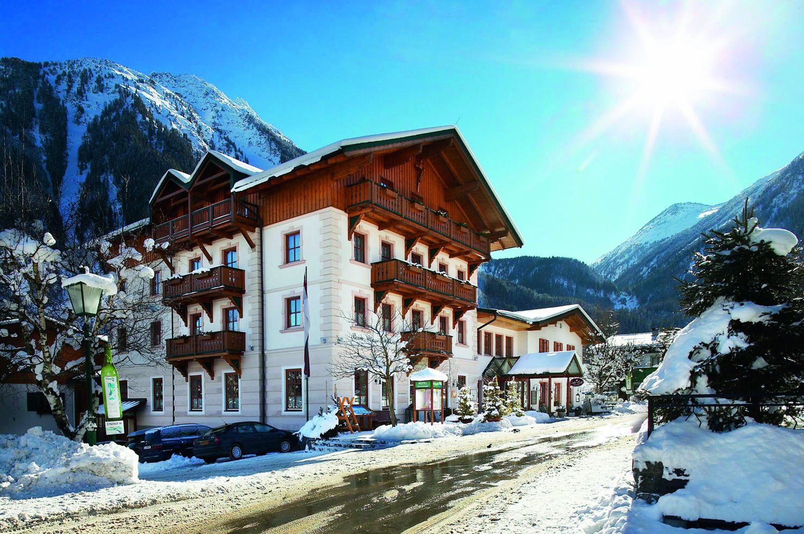 Hotel Krimmlerfälle in Krimml (Zillertal Arena) günstig buchen / Österreich Hotel Krimmlerfälle in Krimml (Zillertal Arena), Hotel Krimmlerfälle / Österreich