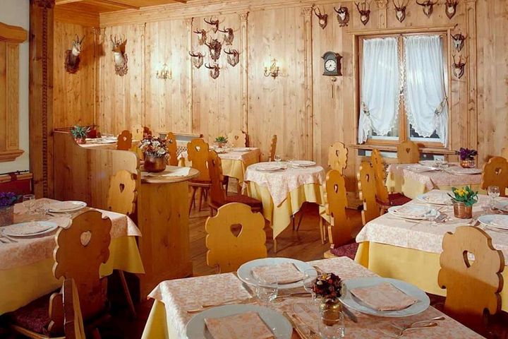 Hotel Villa Argentina frei / Cortina d-Ampezzo Italien Skipass