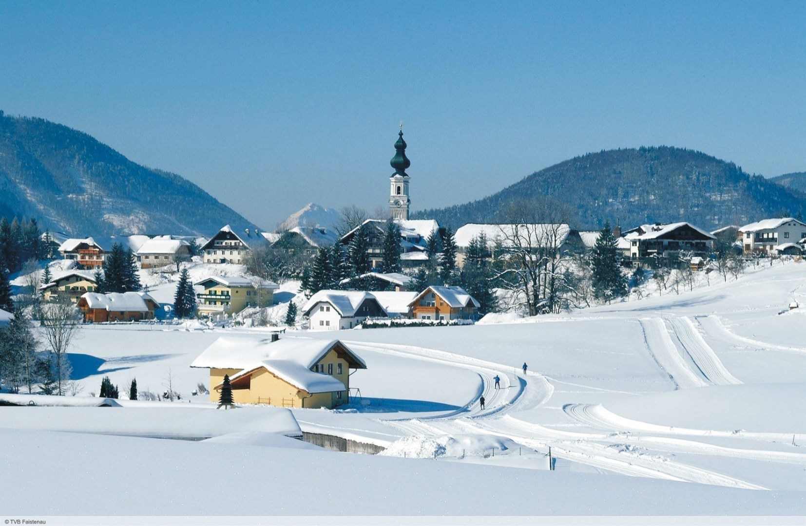 Salzkammergut (Altmünster am Traunsee, Bad Aussee, Tauplitz, Mitterndorf) Salzkammergut (Altmünster am Traunsee, Bad Aussee, Tauplitz, Mitterndorf)