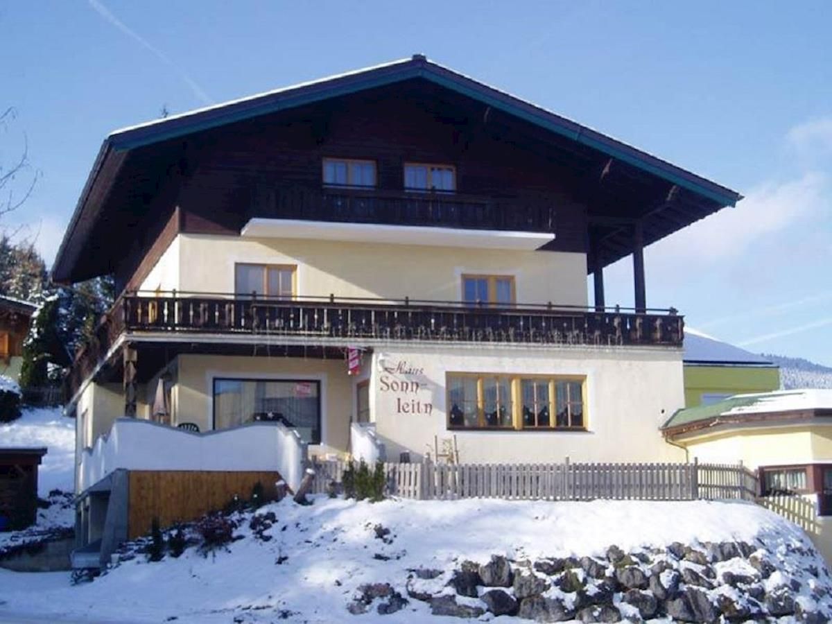 Haus Sonnleitn - Unterkunft in Altenmarkt