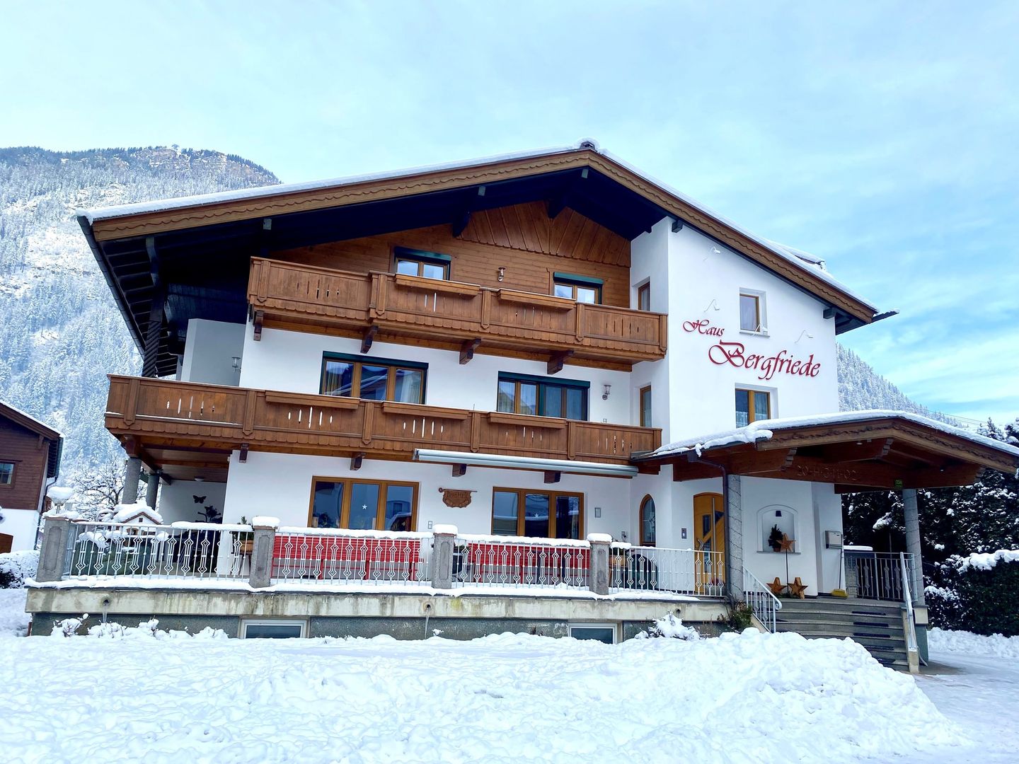 Haus Bergfriede in Mayrhofen (Zillertal), Haus Bergfriede / Österreich