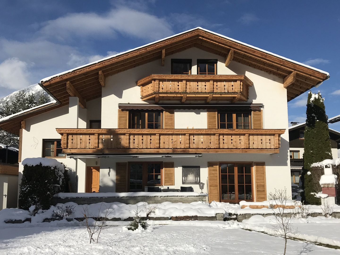 Schneehaus Chalet - Unterkunft in Tiroler-Zugspitz-Arena