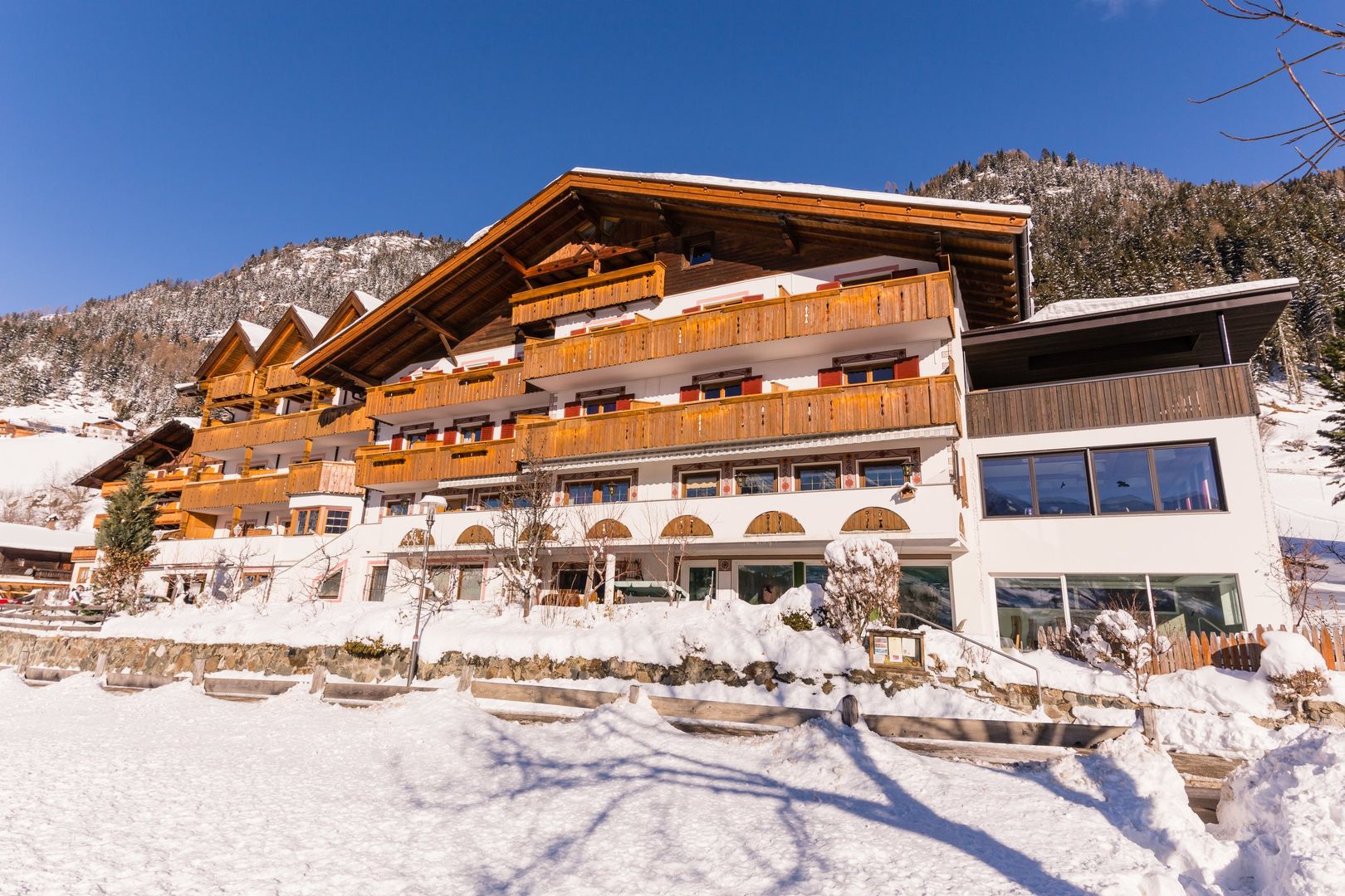 Hotel Alpenland - Unterkunft in Meran