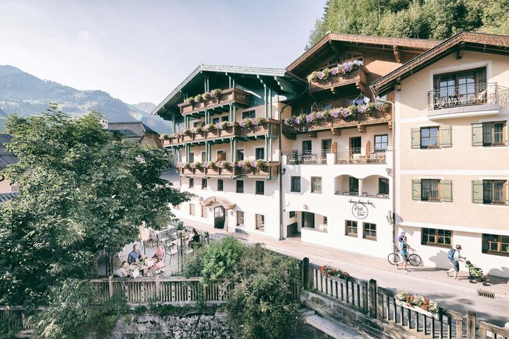 Hotel BERG-LEBEN preiswert / Flachau-Wagrain Buchung