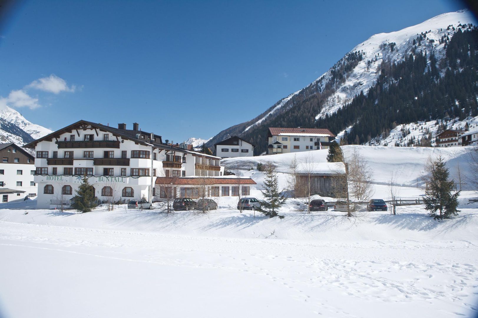 Hotel Büntali - Unterkunft in Galtuer