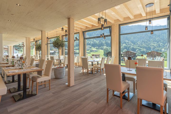 Wellnesshotel Alpenblick frei / Aletsch Schweiz Skipass