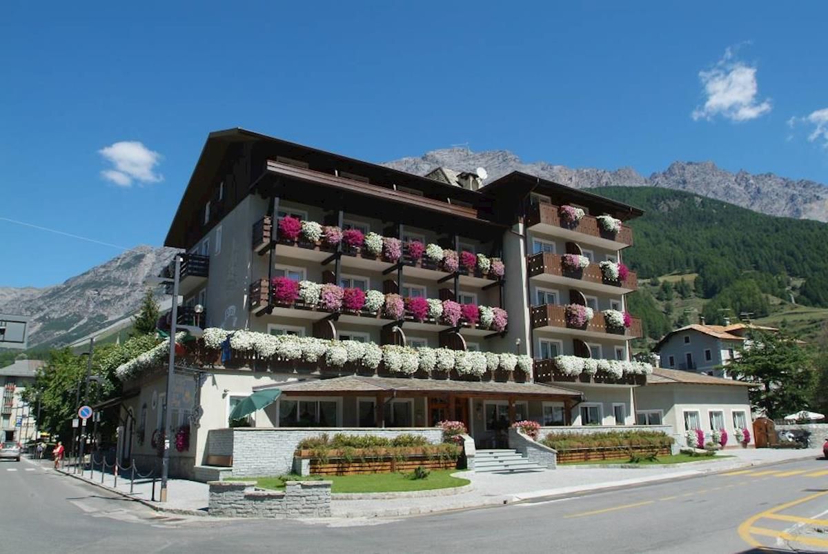 Hotel Baita dei Pini