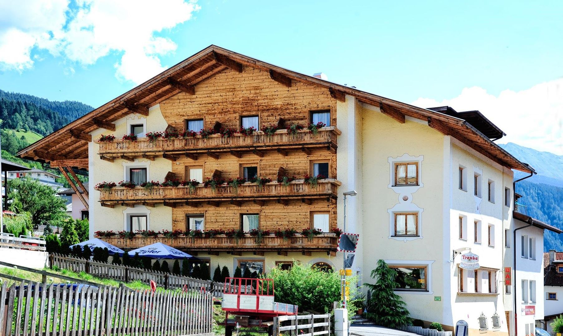 Gasthof Traube - Unterkunft in Fliess-Zams