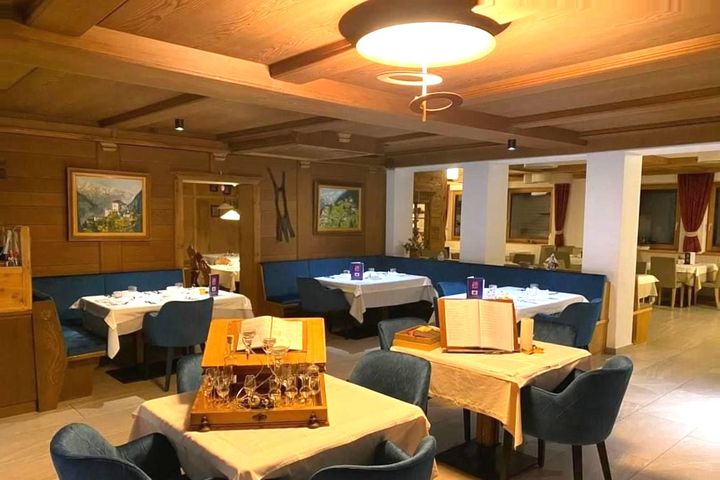 Hotel Alpenland frei / Meran Italien Skipass