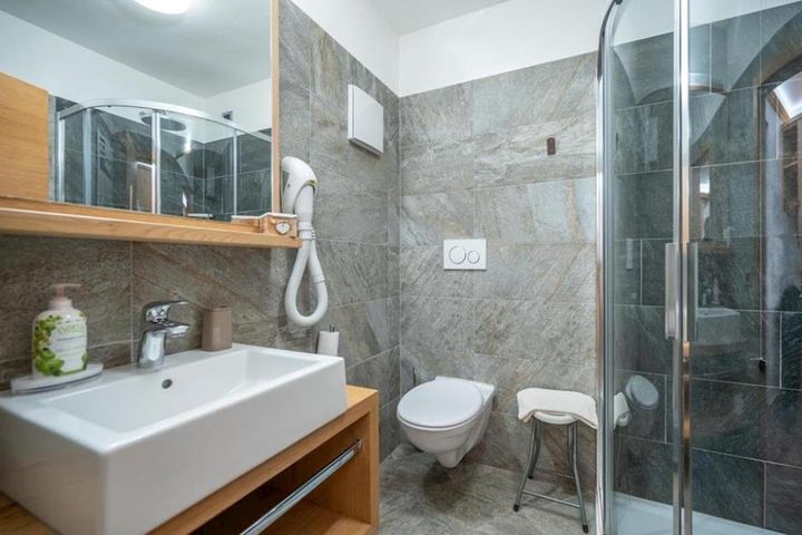 Hotel Aida frei / Pozza (Dolomiten) Italien Skipass