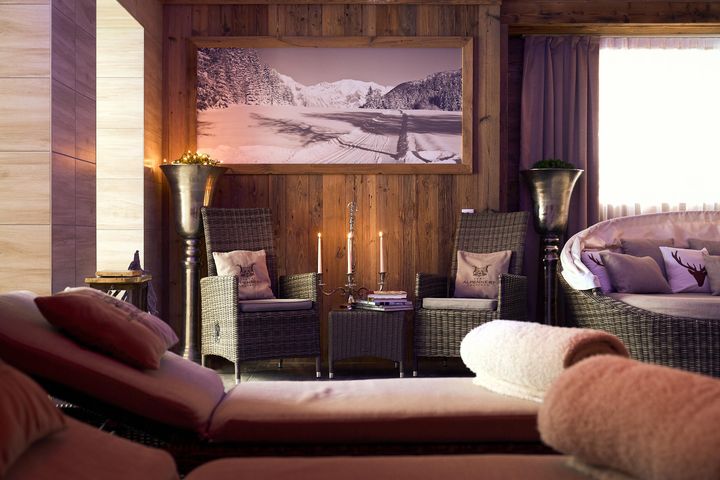 Hotel Alpennest frei / Seefeld in Tirol Österreich Skipass