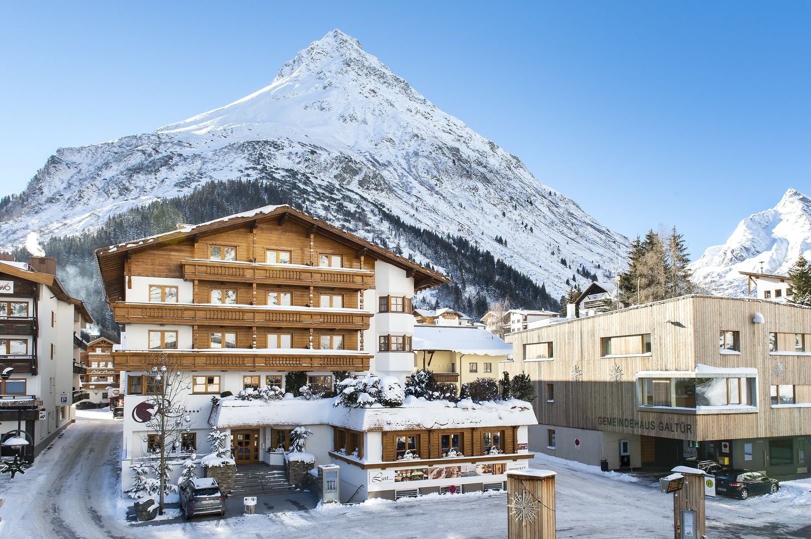 Hotel Rössle - Unterkunft in Galtuer