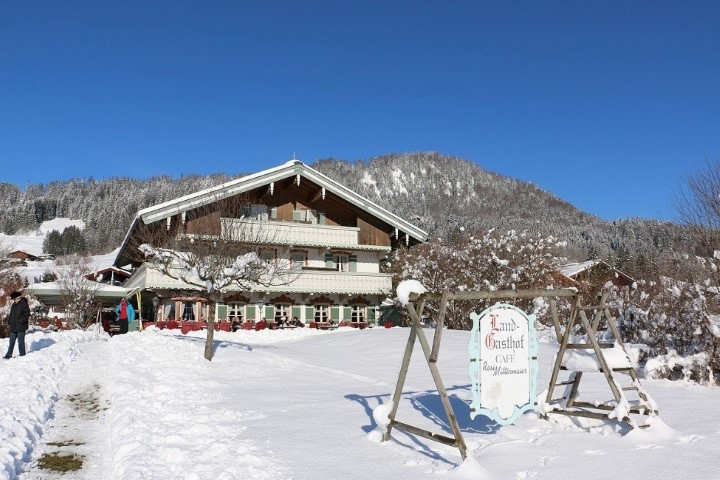 Villa Mittermaier by DEVA - Unterkunft in Reit-im-Winkl