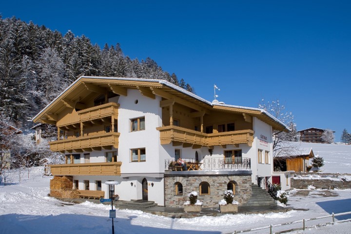 Gästehaus Waltraud Rauch in Hippach (Zillertal) günstig buchen / Österreich Gästehaus Waltraud Rauch in Hippach (Zillertal), Gästehaus Waltraud Rauch / Österreich