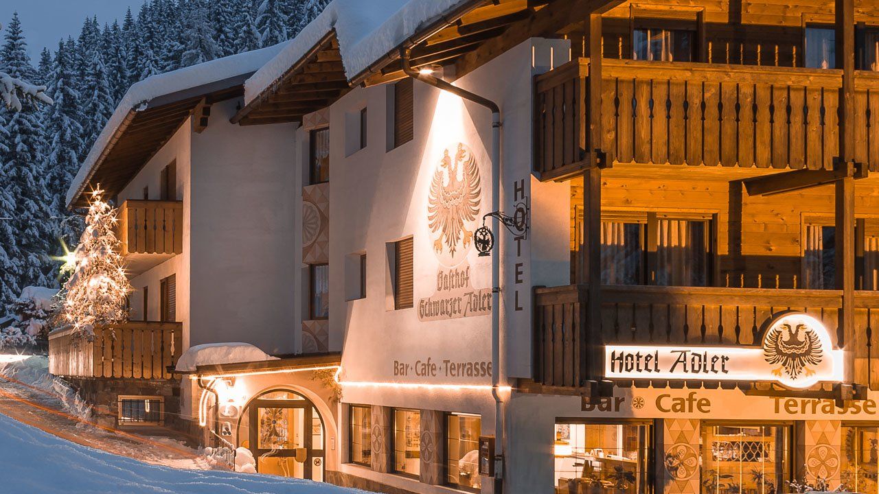 Hotel Adler Carezza - Unterkunft in Bozen