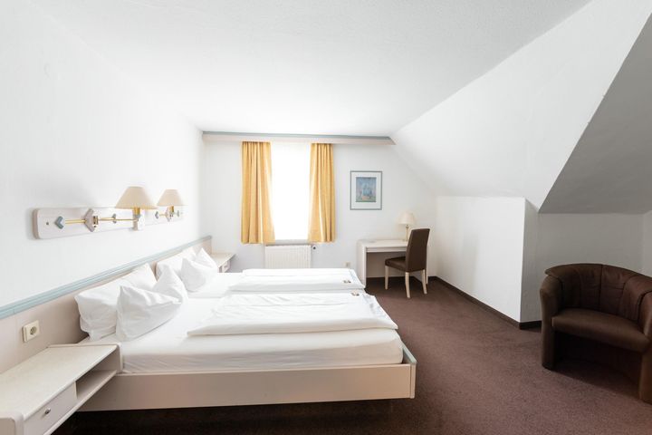 Sonnenhotel Hoher Hahn preiswert / Erzgebirge Buchung