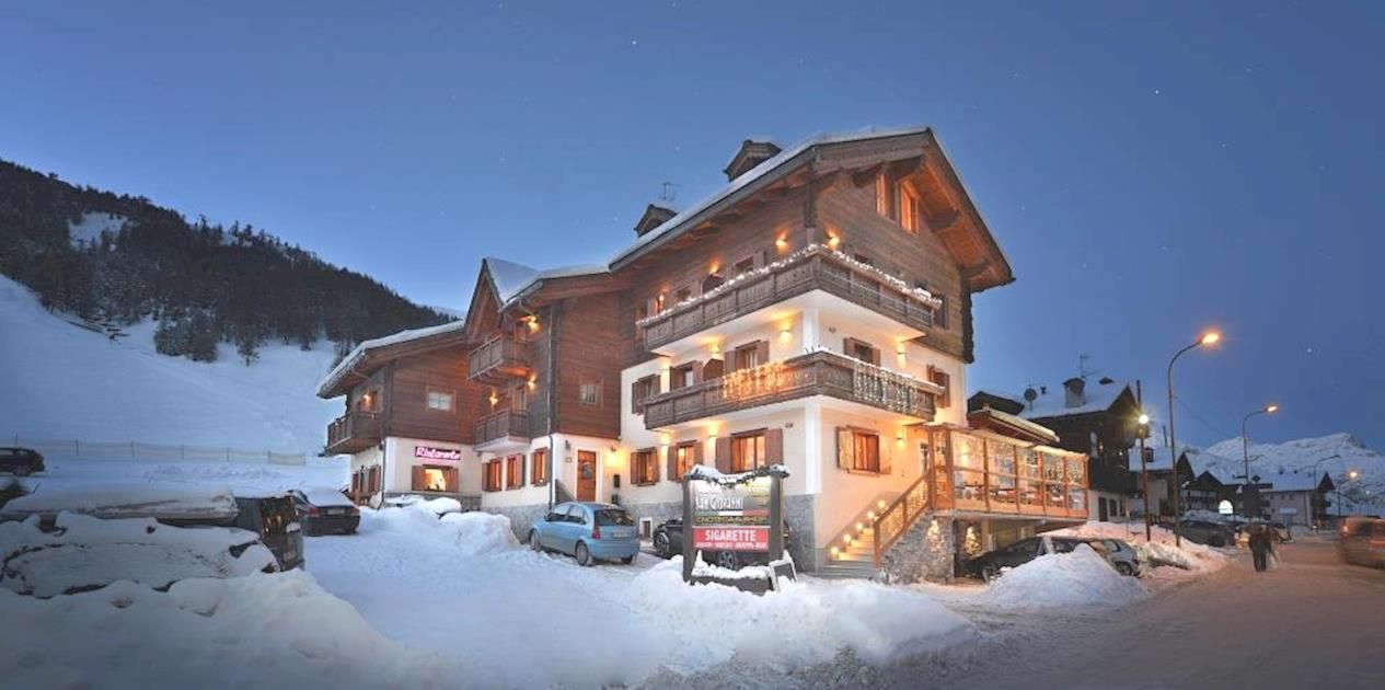 Hotel San Giovanni - Unterkunft in Livigno