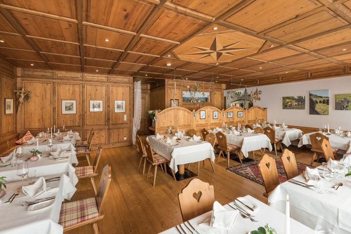 Hotel Walserberg frei / Warth-Schröcken Österreich Skipass