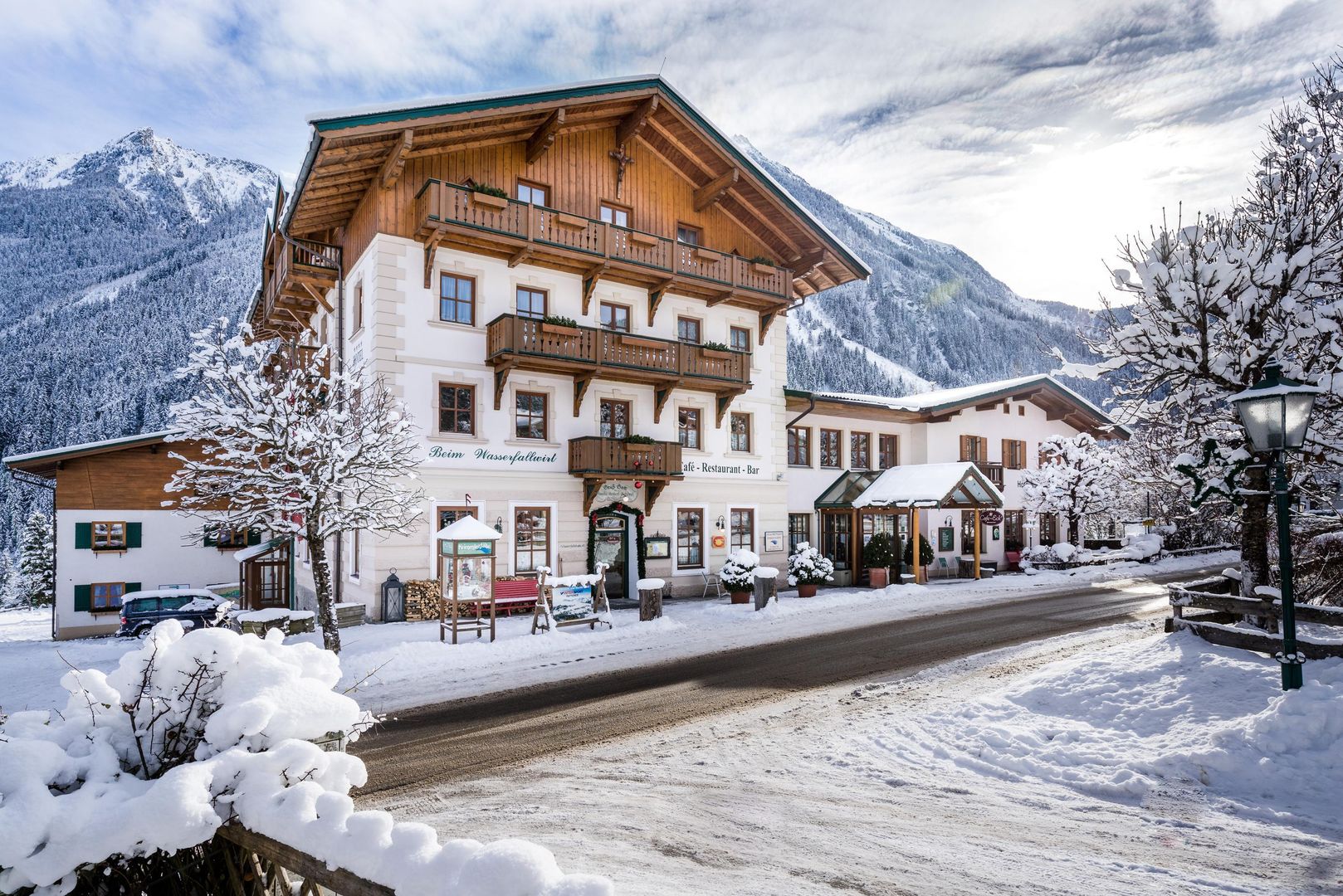 Hotel Krimmlerfälle in Krimml (Zillertal Arena) günstig buchen / Österreich Hotel Krimmlerfälle in Krimml (Zillertal Arena), Hotel Krimmlerfälle / Österreich