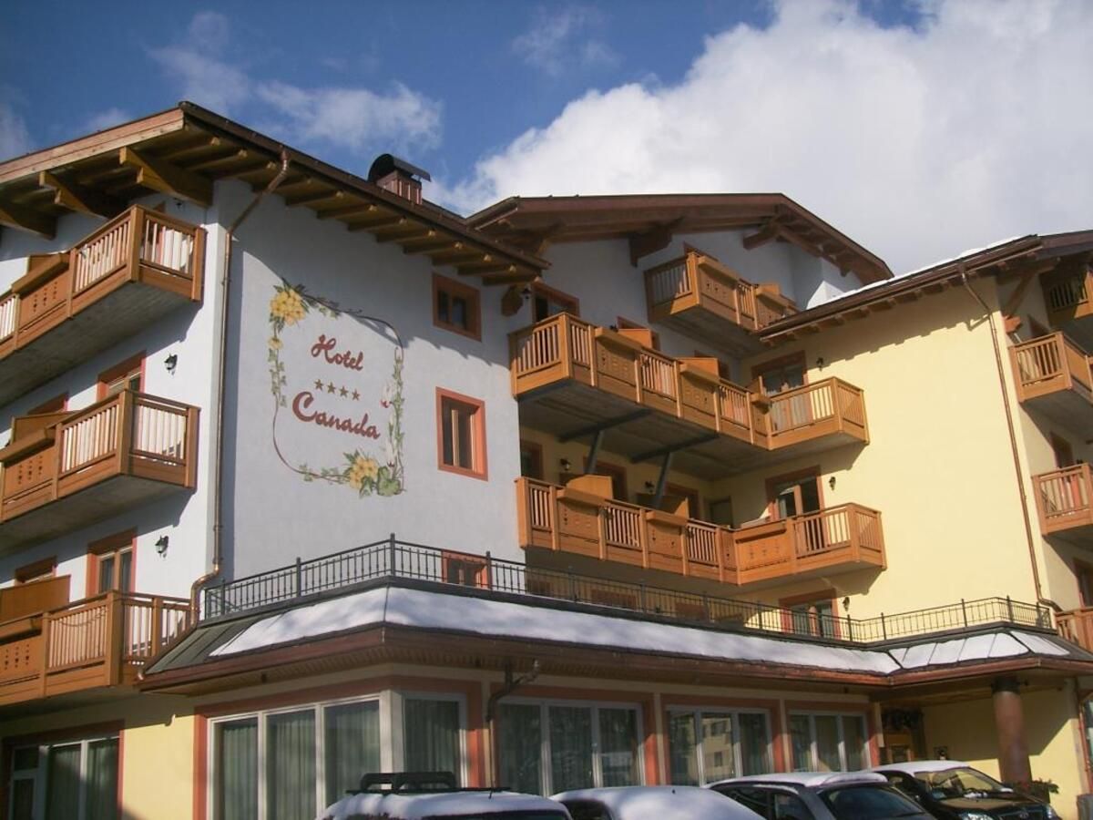 Hotel Canada - Unterkunft in Monte-Rosa