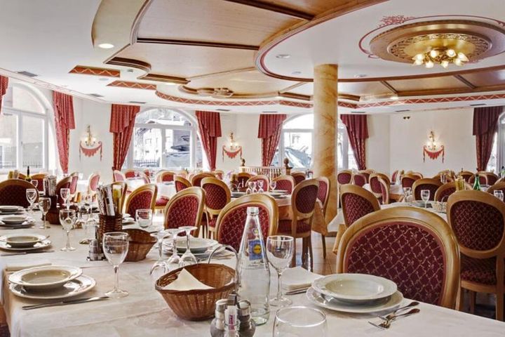 Hotel Canada frei / Monte Rosa Italien Skipass