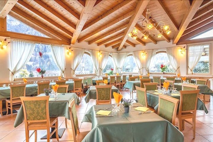 Hotel Monclassico & Hotel Maria billig / Folgarida - Mezzana (Trentino) Italien verfügbar