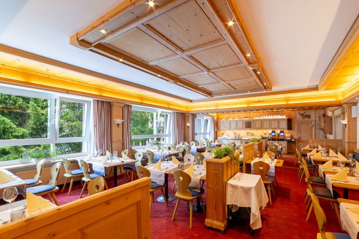 Turmhotel Victoria frei / Davos Schweiz Skipass