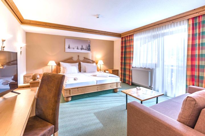 SCOL Sporthotel Zillertal preiswert / Fügen (Zillertal) Buchung
