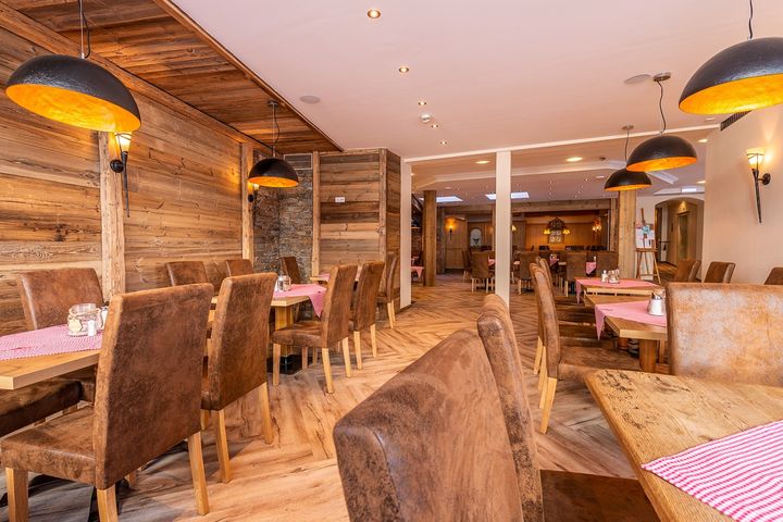 SCOL Sporthotel Zillertal frei / Fügen (Zillertal) Österreich Skipass