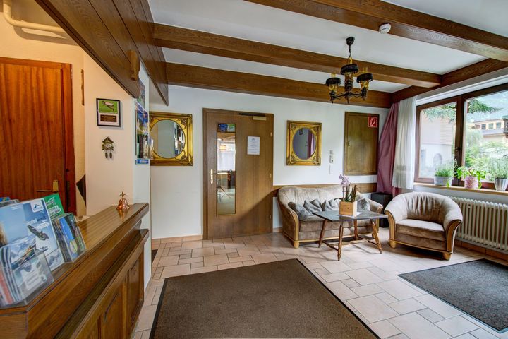 Hotel Reisinger frei / Saalbach - Hinterglemm Österreich Skipass