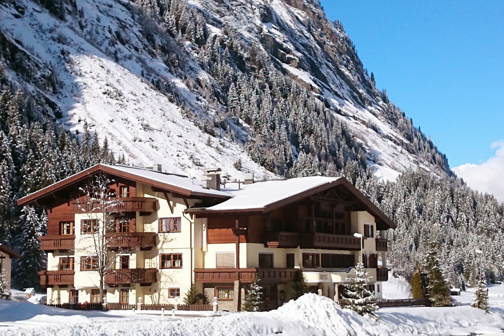 Hotel Möderle - Unterkunft in Pitztal