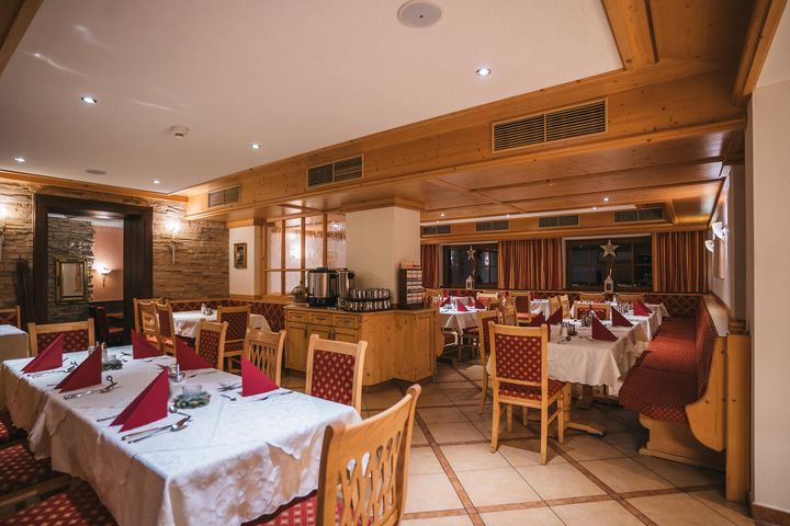 Hotel und Villa Austria Saalbach frei / Saalbach - Hinterglemm Österreich Skipass