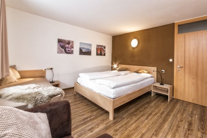 Appartement Treffpunkt preiswert / St. Johann im Ahrntal Buchung