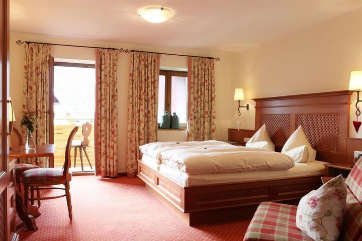 Hotel Garni Die Lilie preiswert / Reutte Buchung