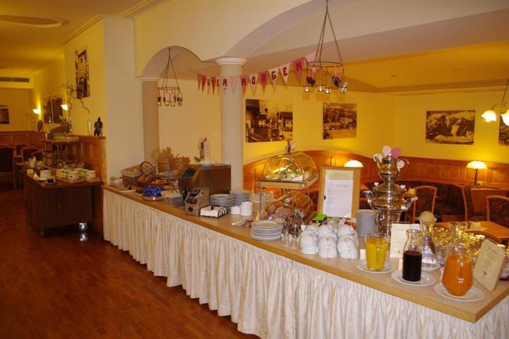 Hotel Garni Die Lilie billig / Reutte Österreich verfügbar