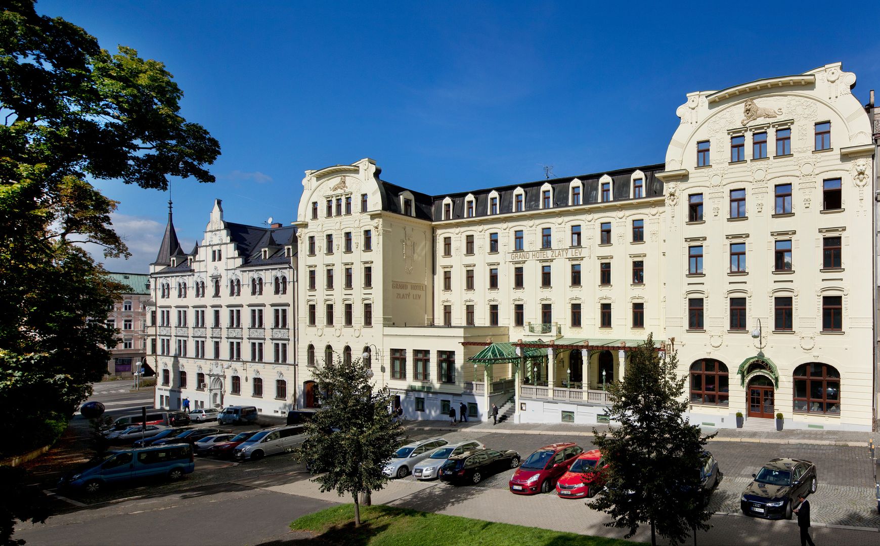 Clarion Grandhotel Zlaty Lev - Unterkunft in Boehmerwald