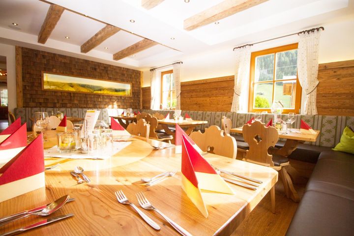 Familienhotel Oberkarteis frei / Flachau-Wagrain Österreich Skipass