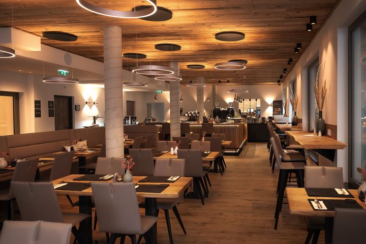 DAS SAAL billig / Saalfelden Österreich verfügbar