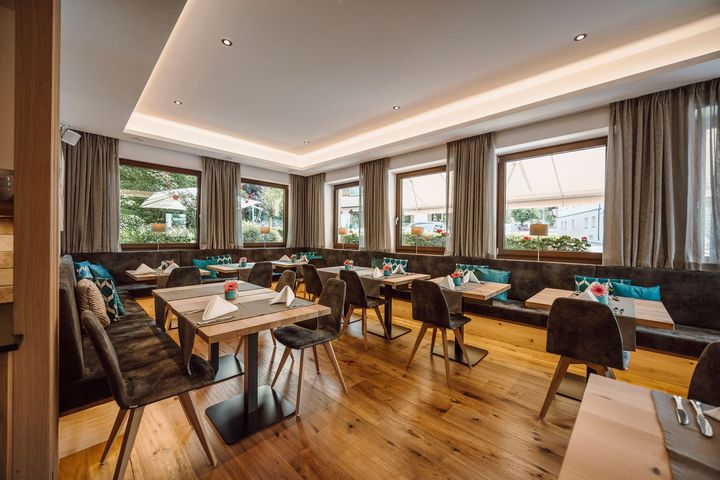 Dorfhotel Kaltenhauser frei / Hollersbach Österreich Skipass