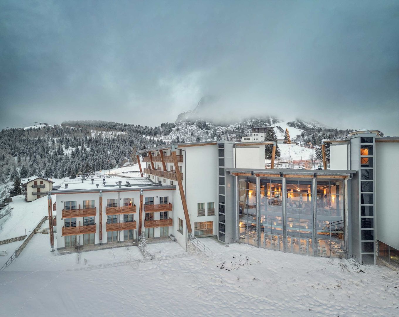 Hotel Brenta Dolomites - Unterkunft in Monte-Bondone