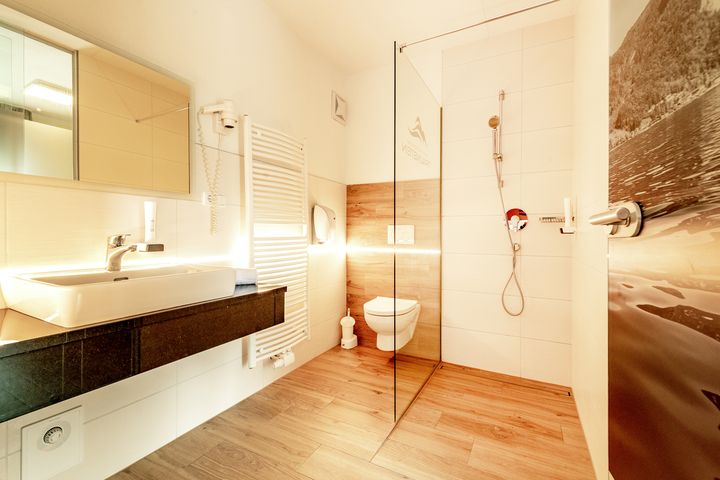 Panoramahotel Traunstein billig / Salzkammergut Österreich verf&uuml;gbar