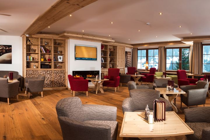 Hotel Karl Schranz frei / St. Anton am Arlberg Österreich Skipass